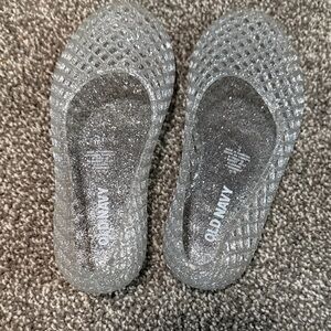 Old Navy Kids Size 12 Sparkling Jelly Flats - Silver